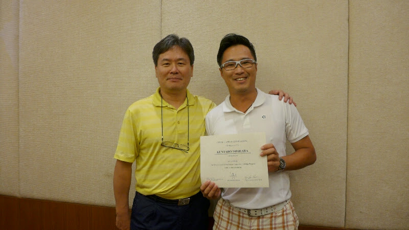 Dr. KwonとバイオメカニクスLevel 1修了証を持つ石原健太郎